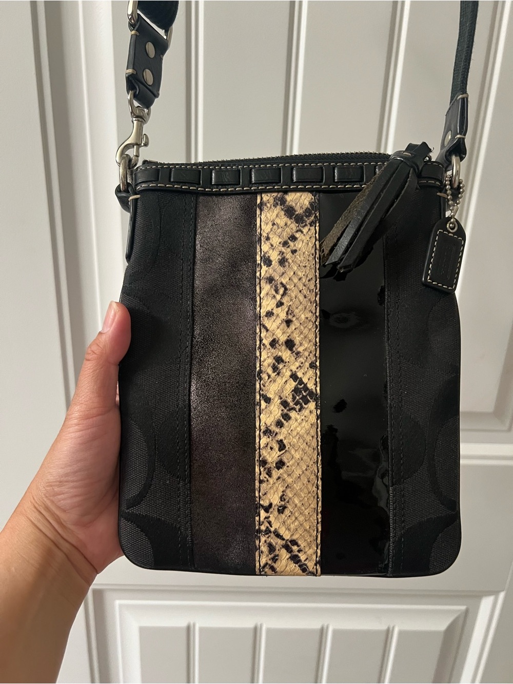 Vintage Coach Y2K Black Crossbody - Snake-Print Stripe, canvas & patent Leather
